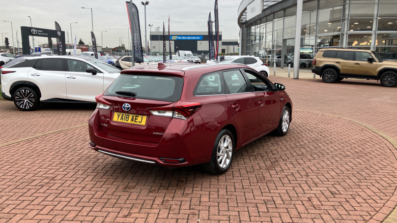 Toyota Auris 1.8 Hybrid Icon Tech TSS 5dr CVT Hybrid Estate